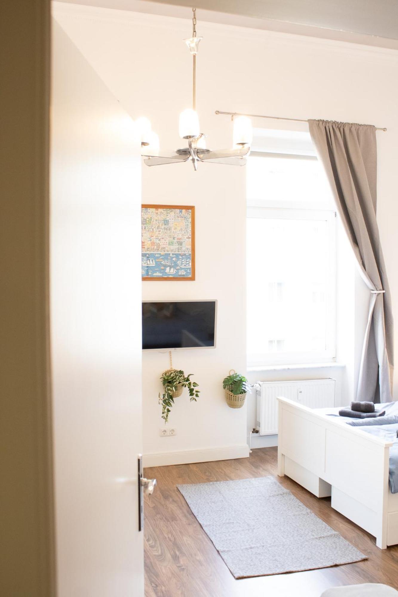 Apartment Wiesbaden Mitte, Zentral Am Park, Congresscenter 5 Min, Bahnhof 10Min ภายนอก รูปภาพ
