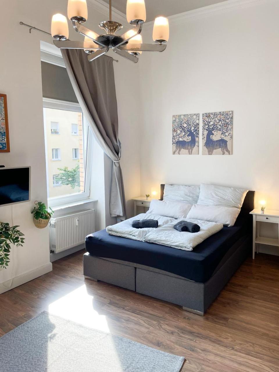 Apartment Wiesbaden Mitte, Zentral Am Park, Congresscenter 5 Min, Bahnhof 10Min ภายนอก รูปภาพ